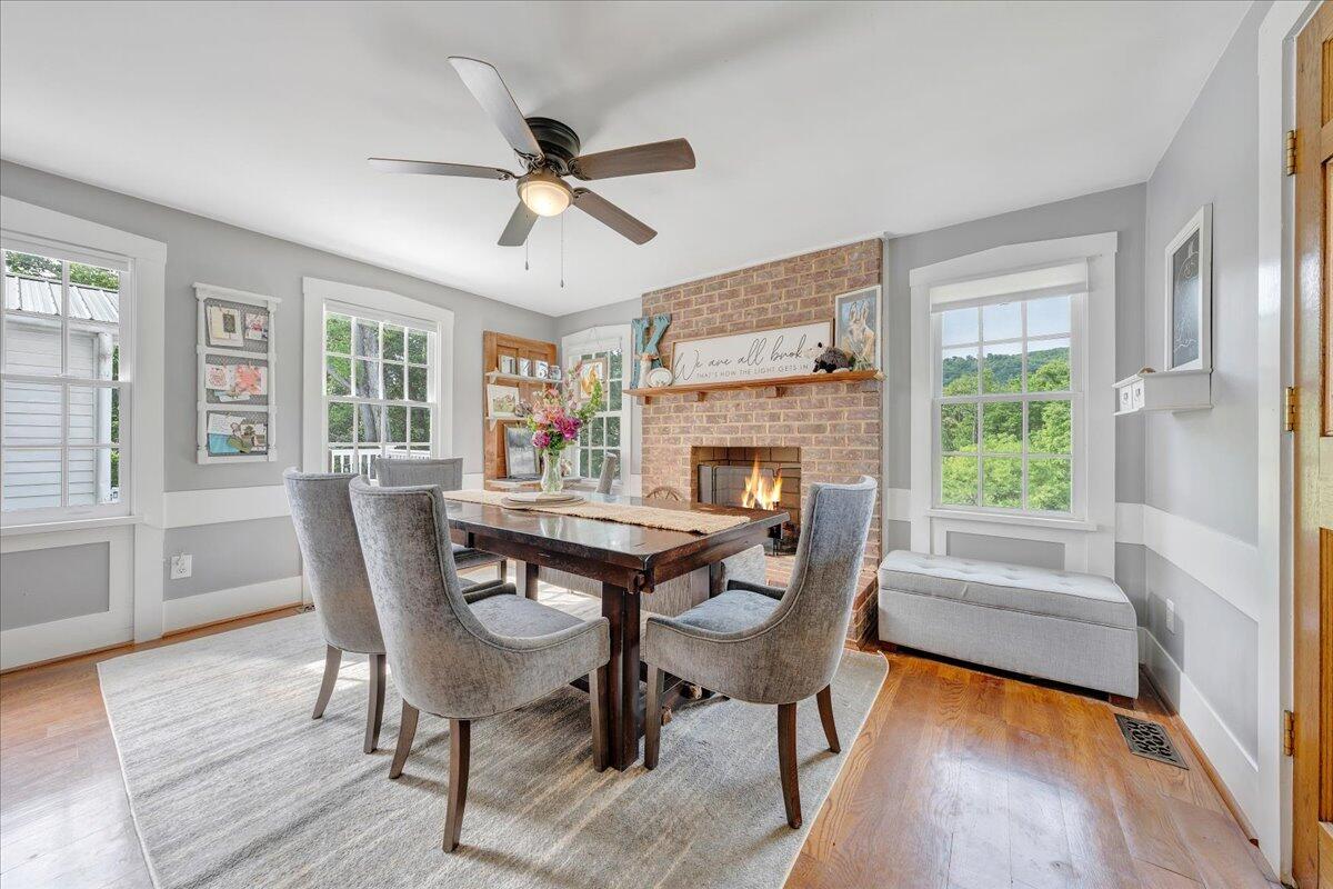 2148 Mountain View RD