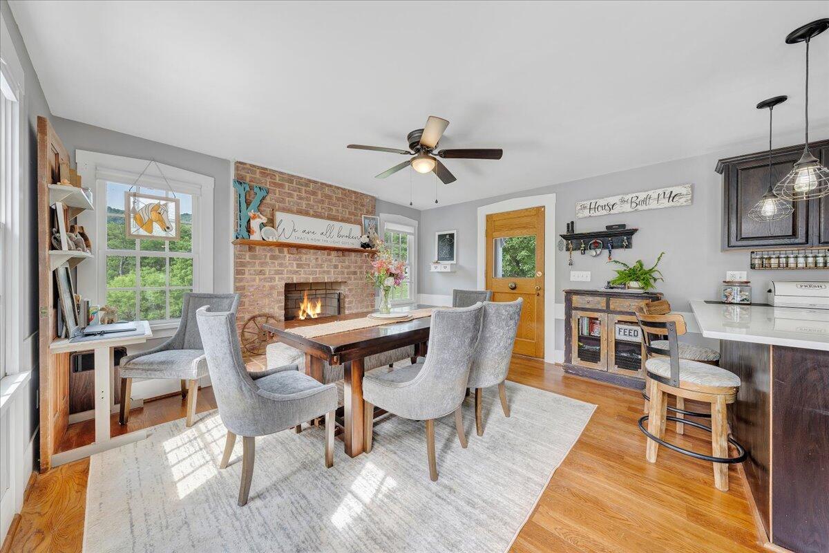 2148 Mountain View RD