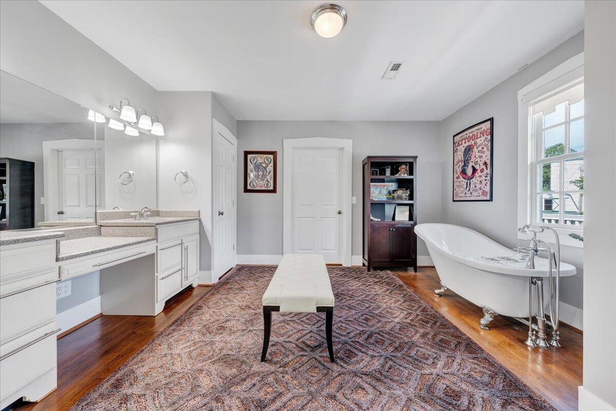 2148 Mountain View RD