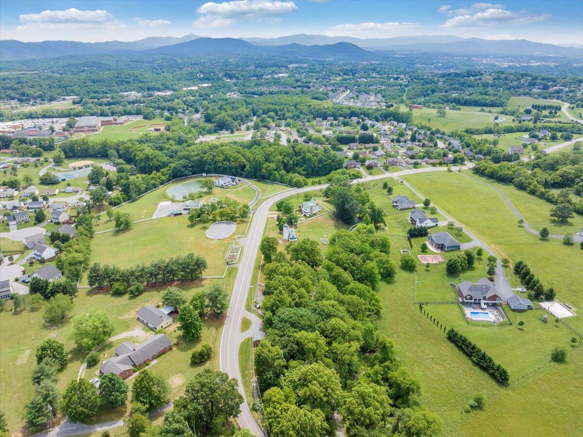 2148 Mountain View RD