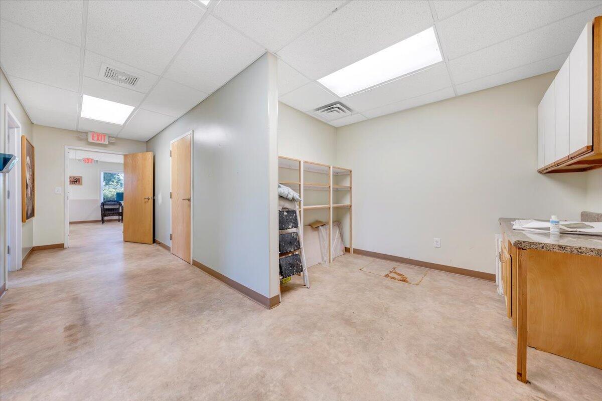 8163 Floyd Hwy N