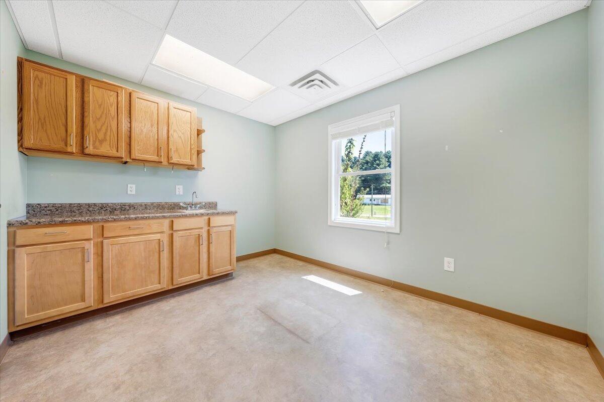 8163 Floyd Hwy N