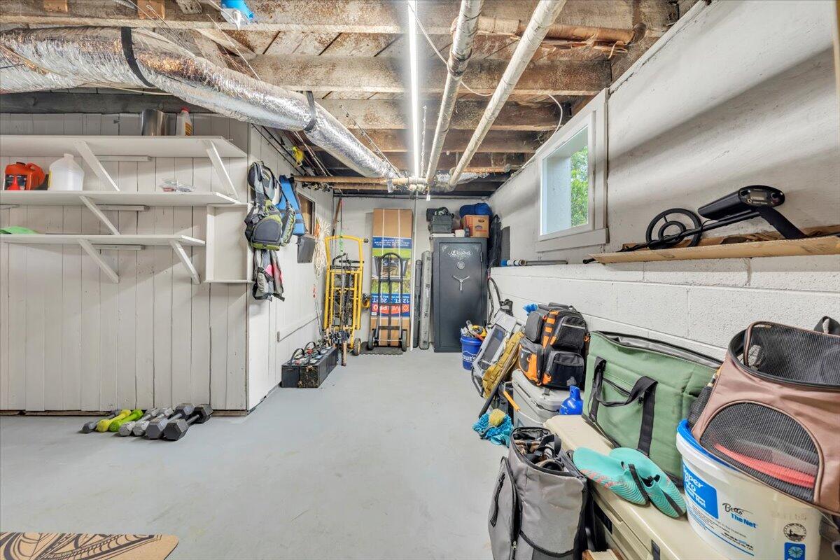 2109 Memorial AVE SW