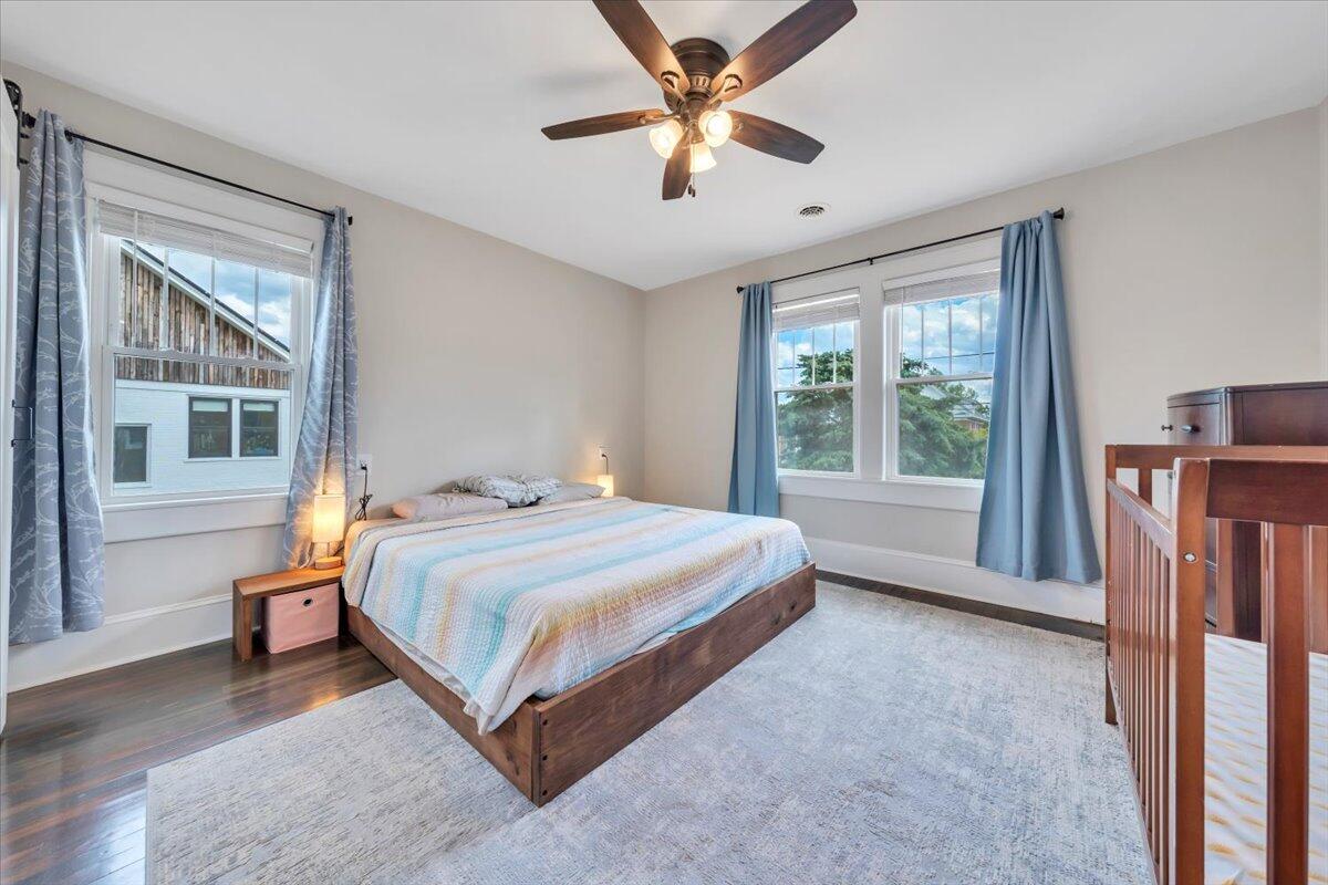 2109 Memorial AVE SW