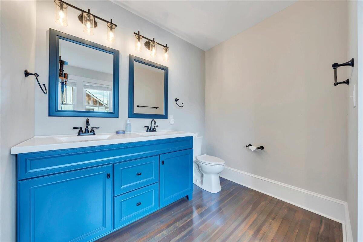 2109 Memorial AVE SW