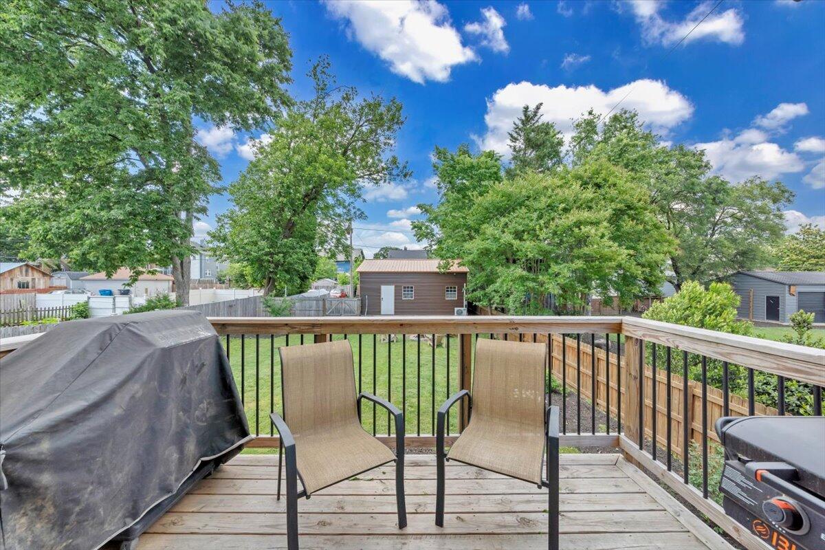 2109 Memorial AVE SW