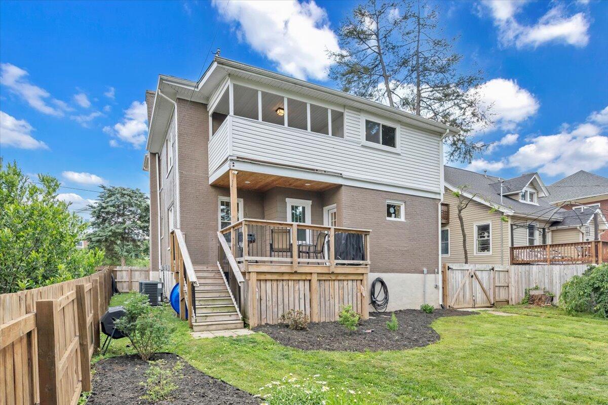 2109 Memorial AVE SW