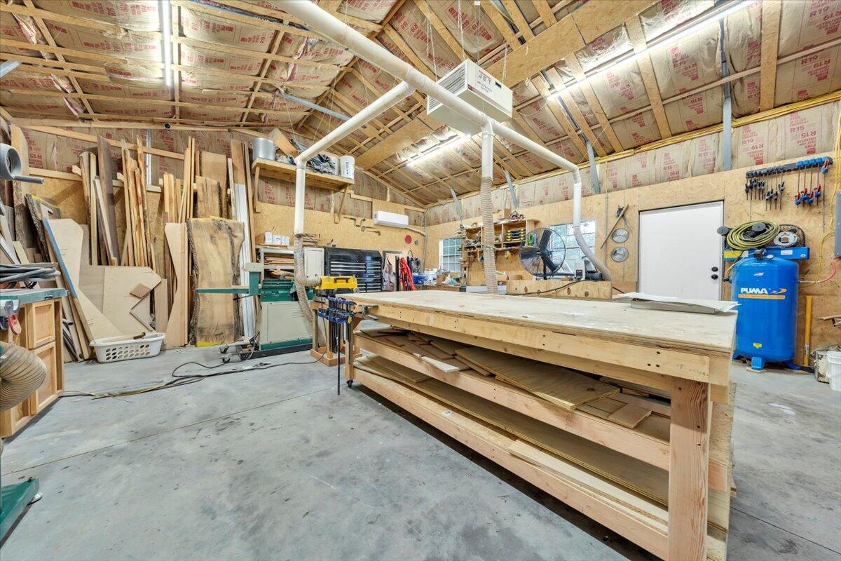 2109 Memorial AVE SW