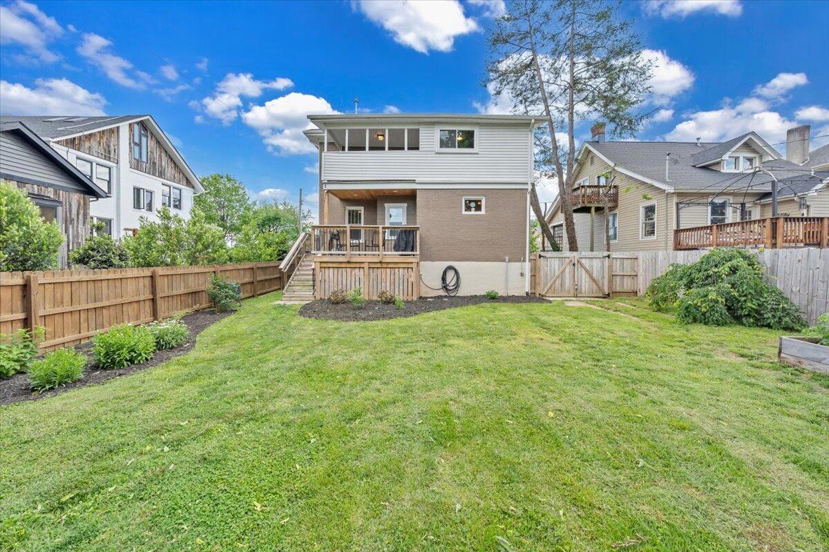 2109 Memorial AVE SW