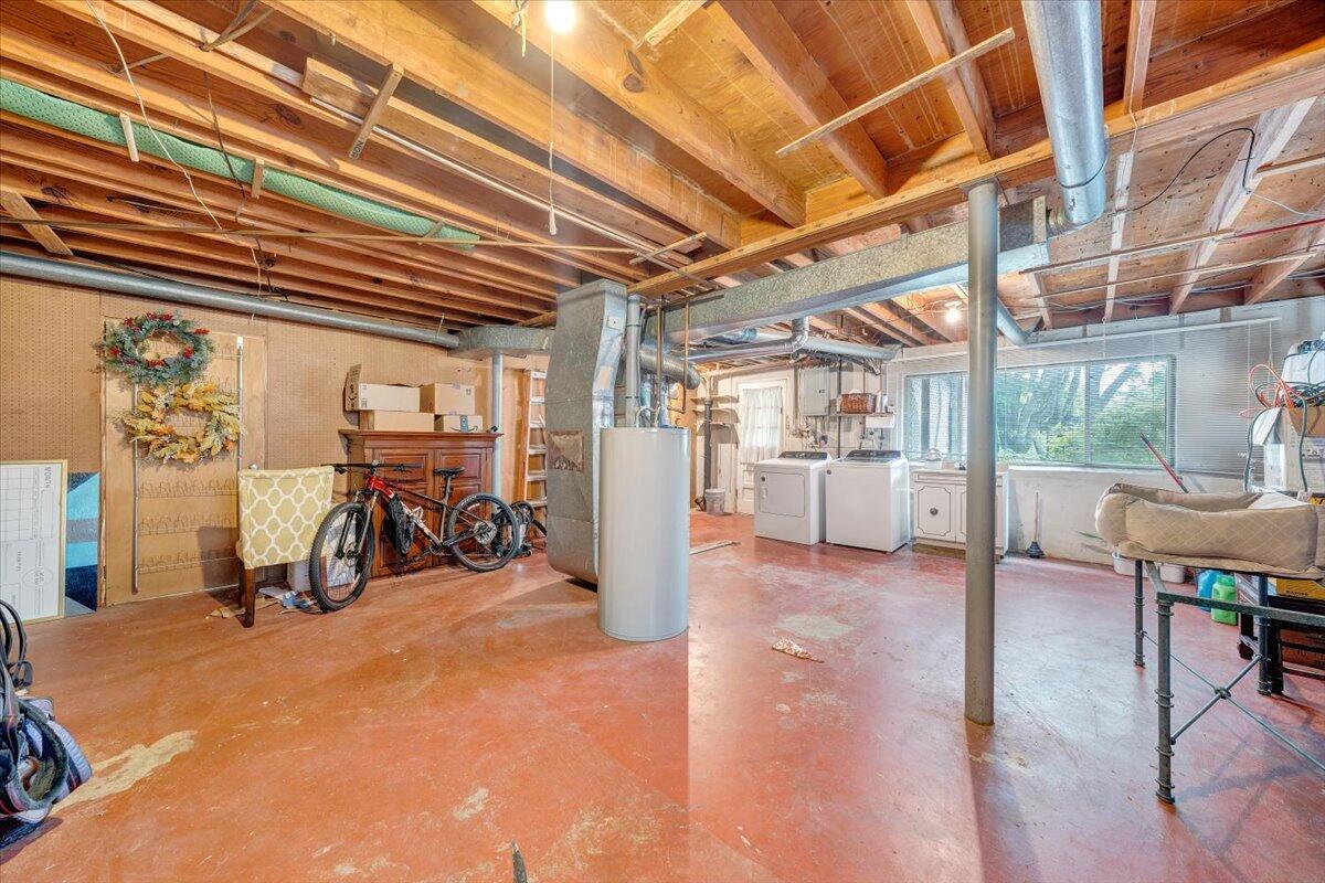 330 Houston AVE NE