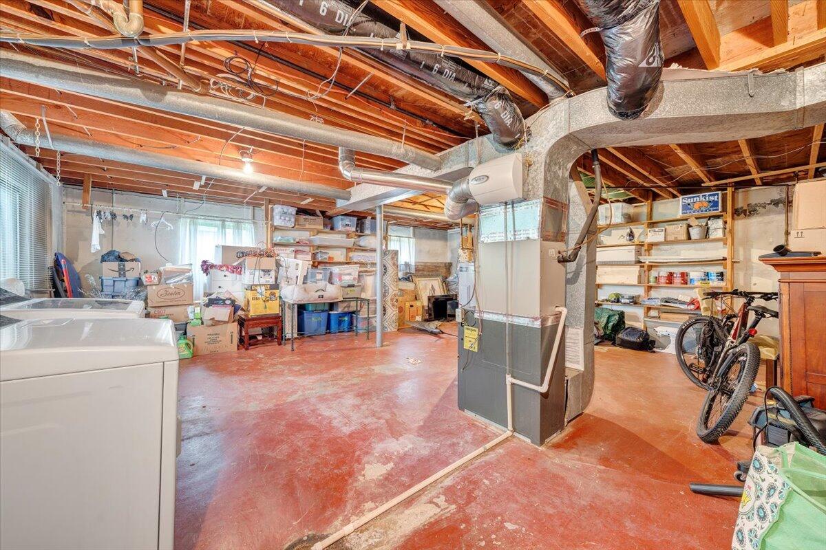 330 Houston AVE NE