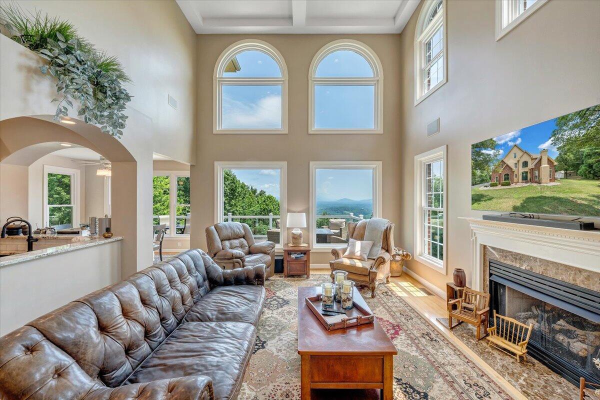 360 Kalena DR