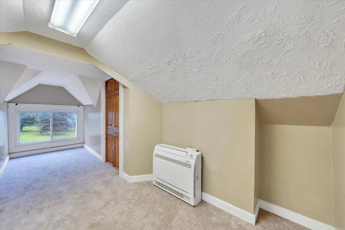 14 W Carrollton AVE