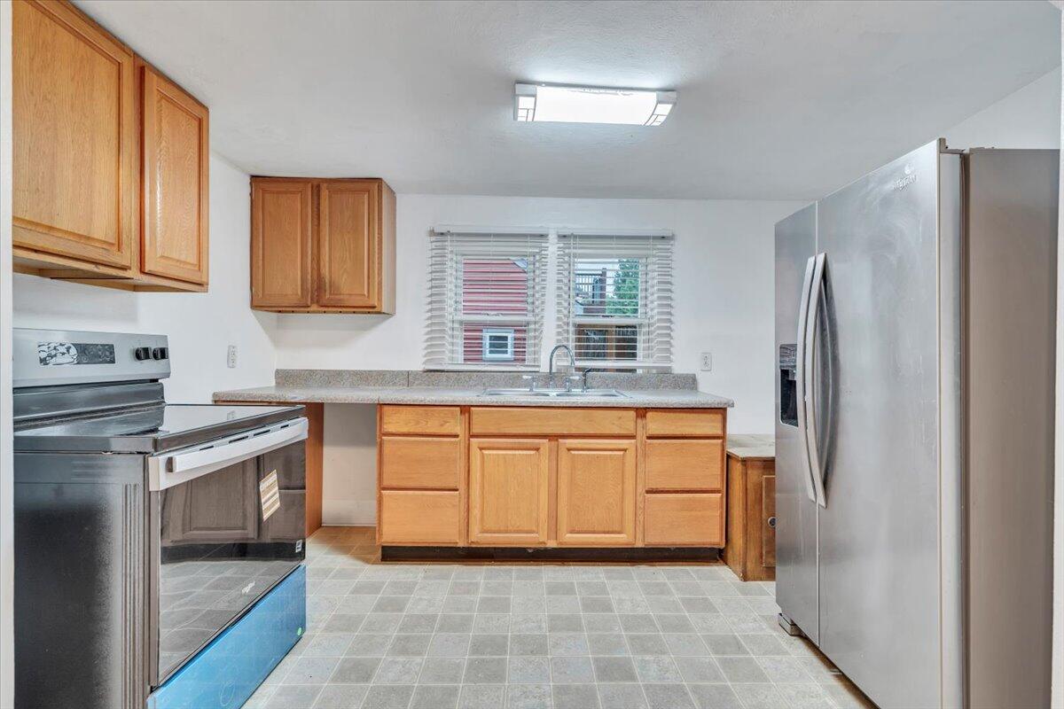 14 W Carrollton AVE