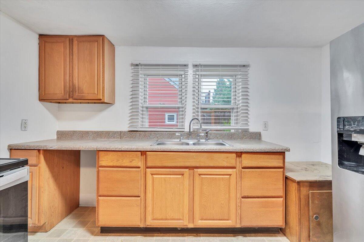 14 W Carrollton AVE
