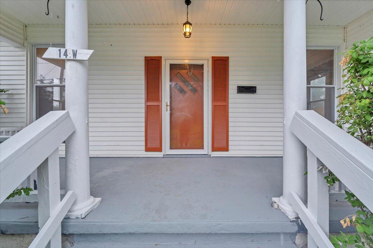 14 W Carrollton AVE