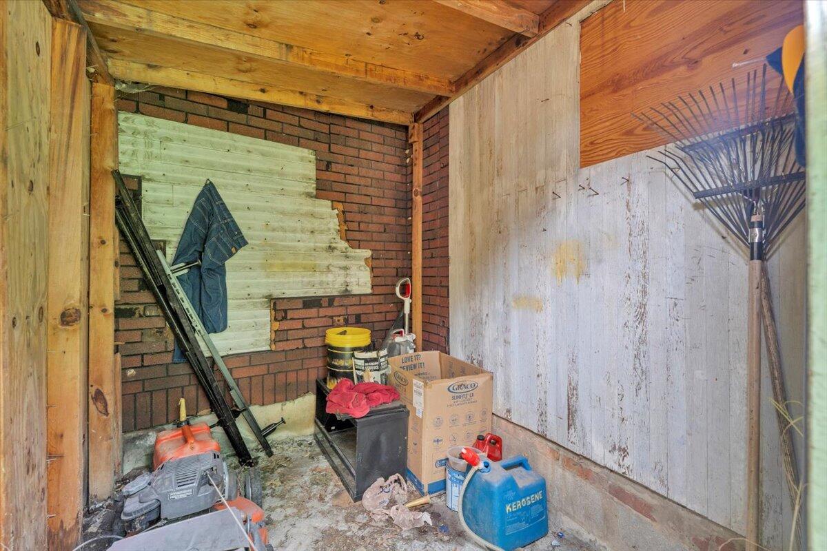 14 W Carrollton AVE