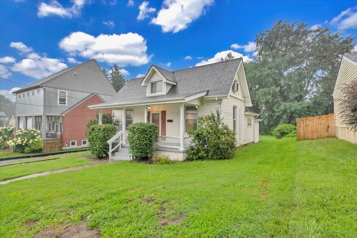 14 W Carrollton AVE