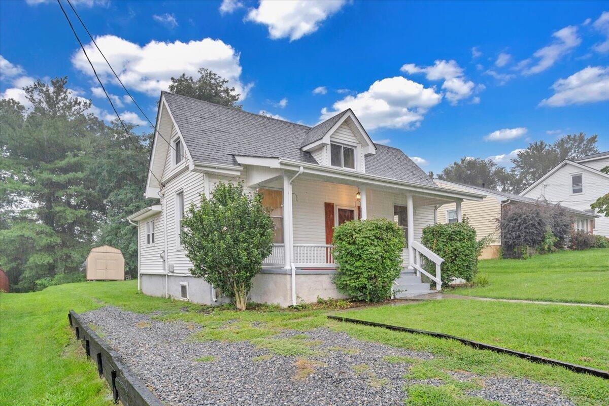 14 W Carrollton AVE