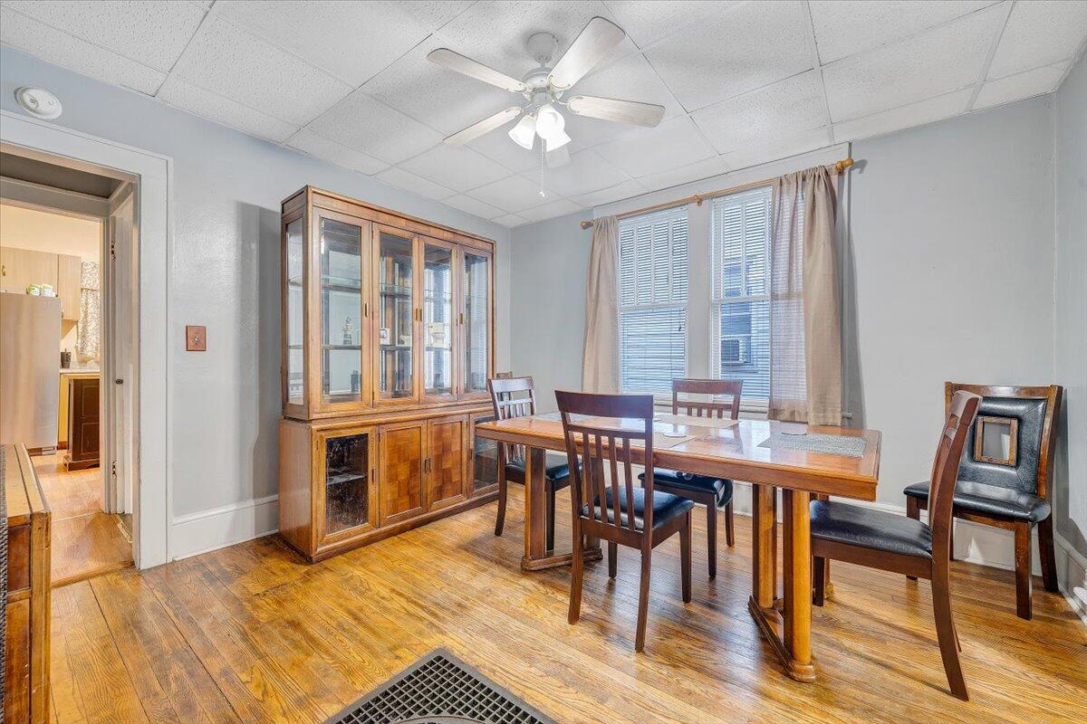 1109 Morehead AVE SE