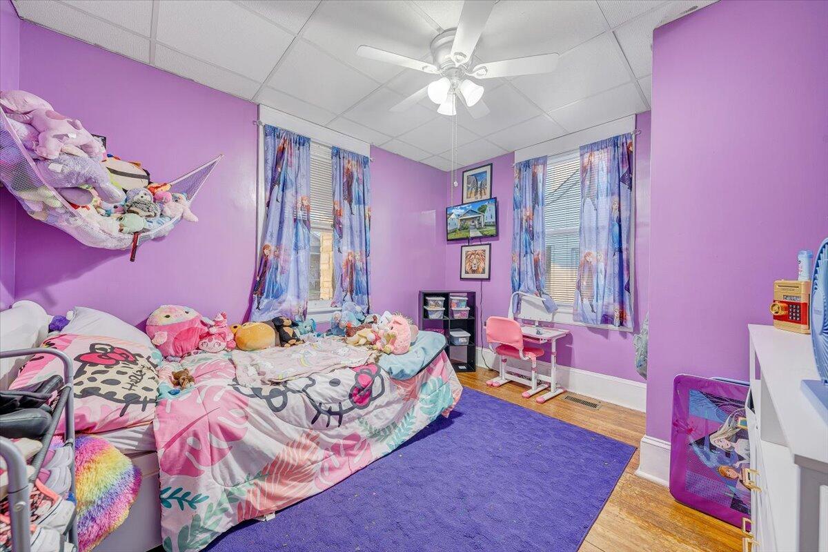 1109 Morehead AVE SE