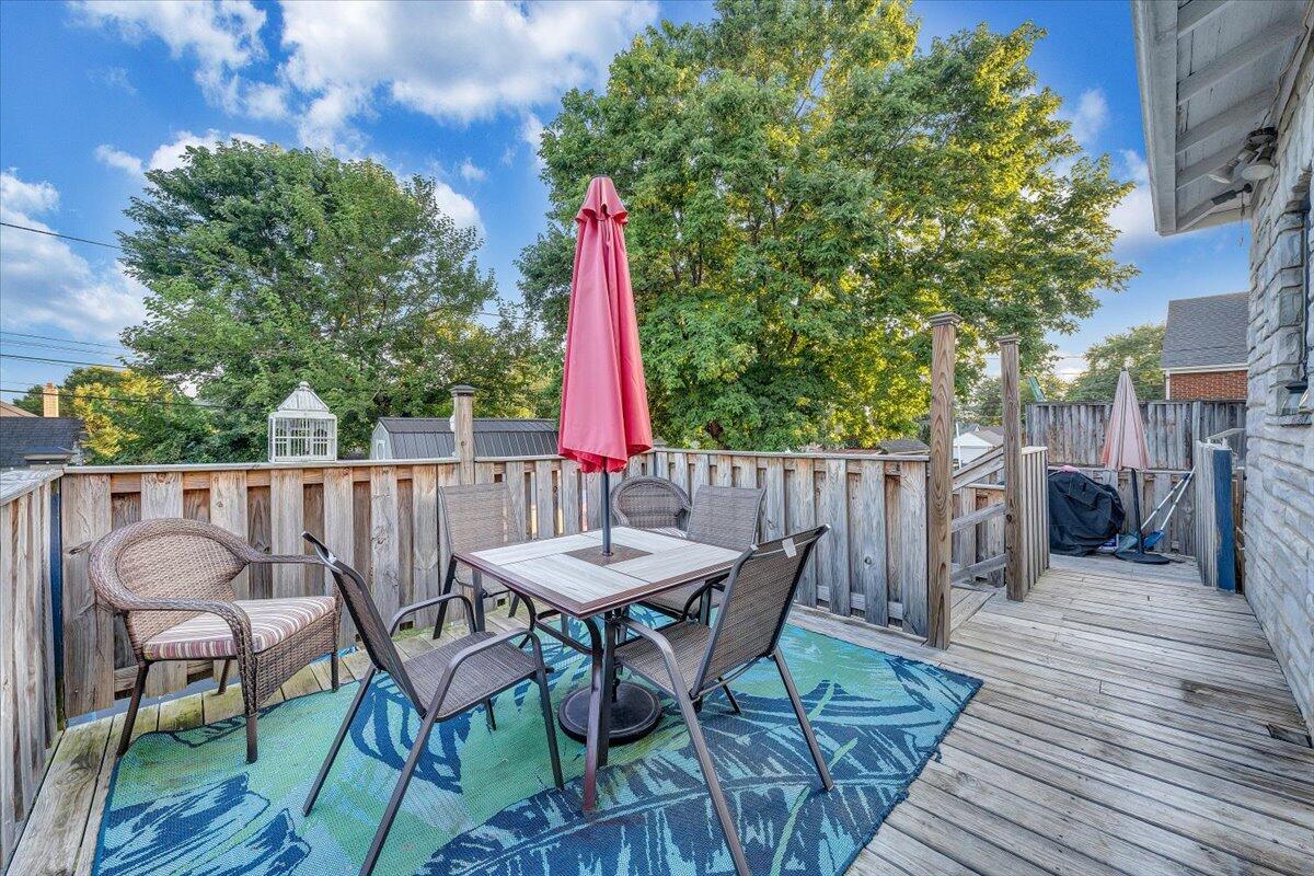 1109 Morehead AVE SE