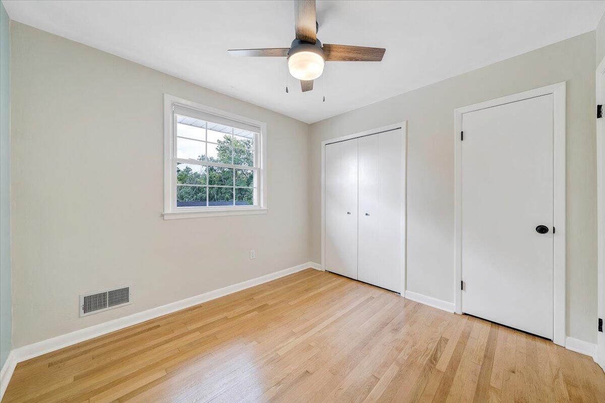 2516 Beverly BLVD SW