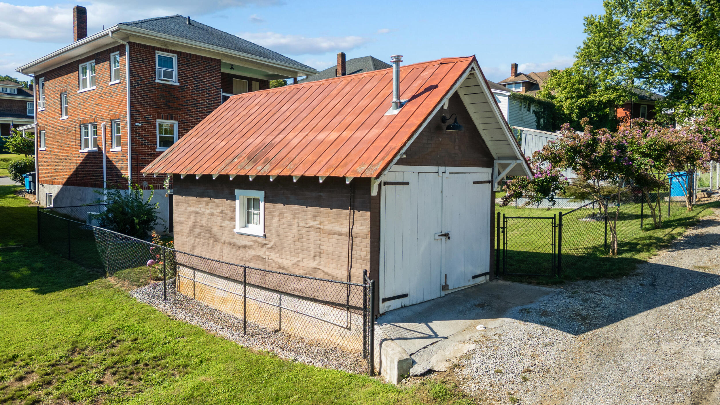 1710 Kenwood BLVD SE