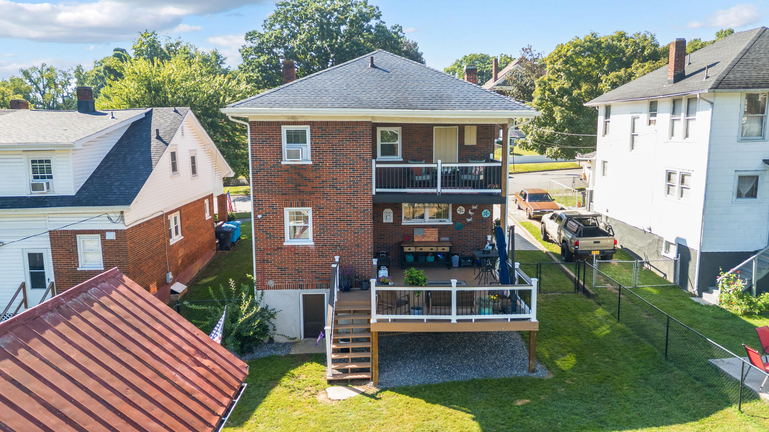 1710 Kenwood BLVD SE