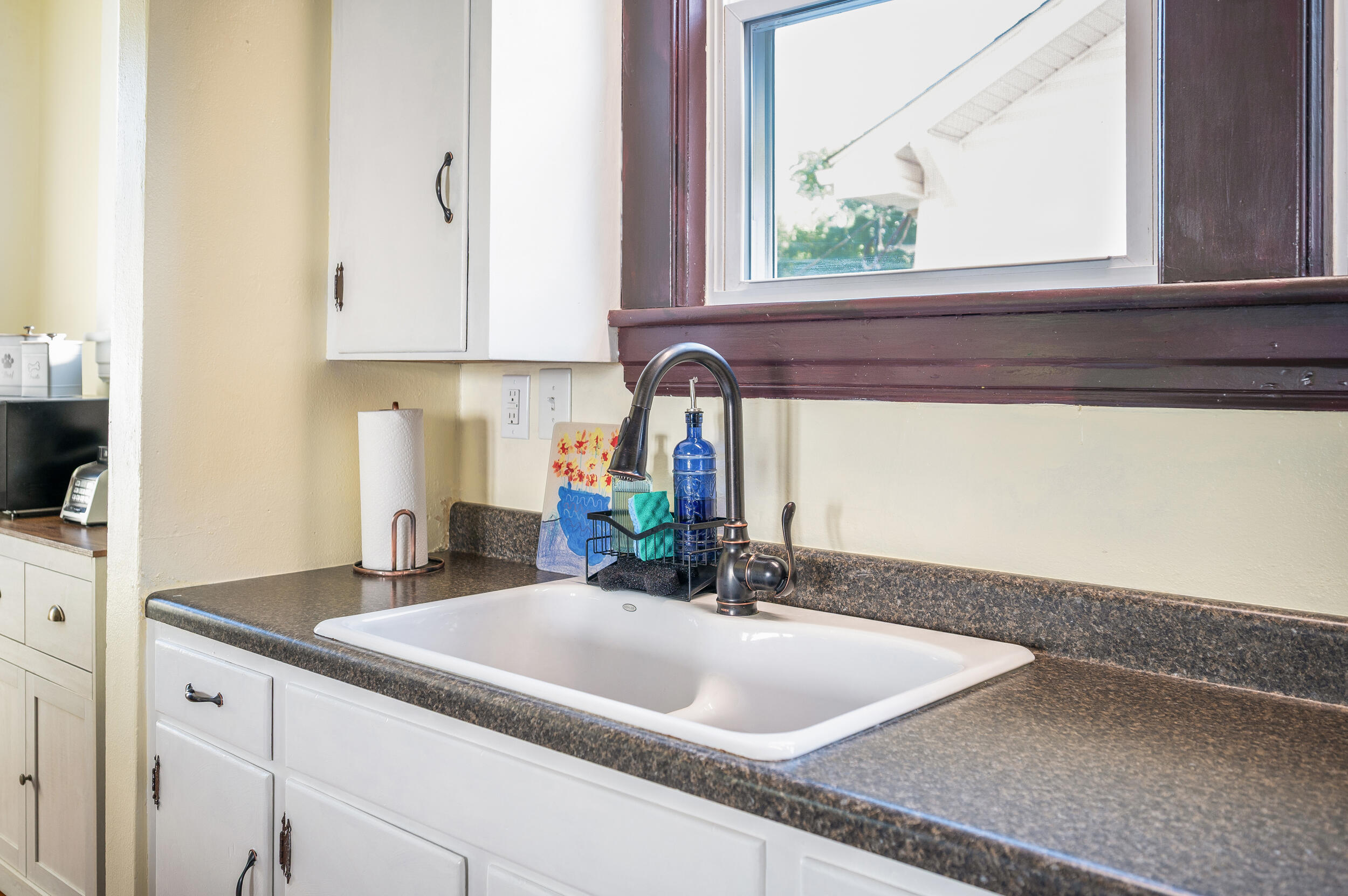 1710 Kenwood BLVD SE