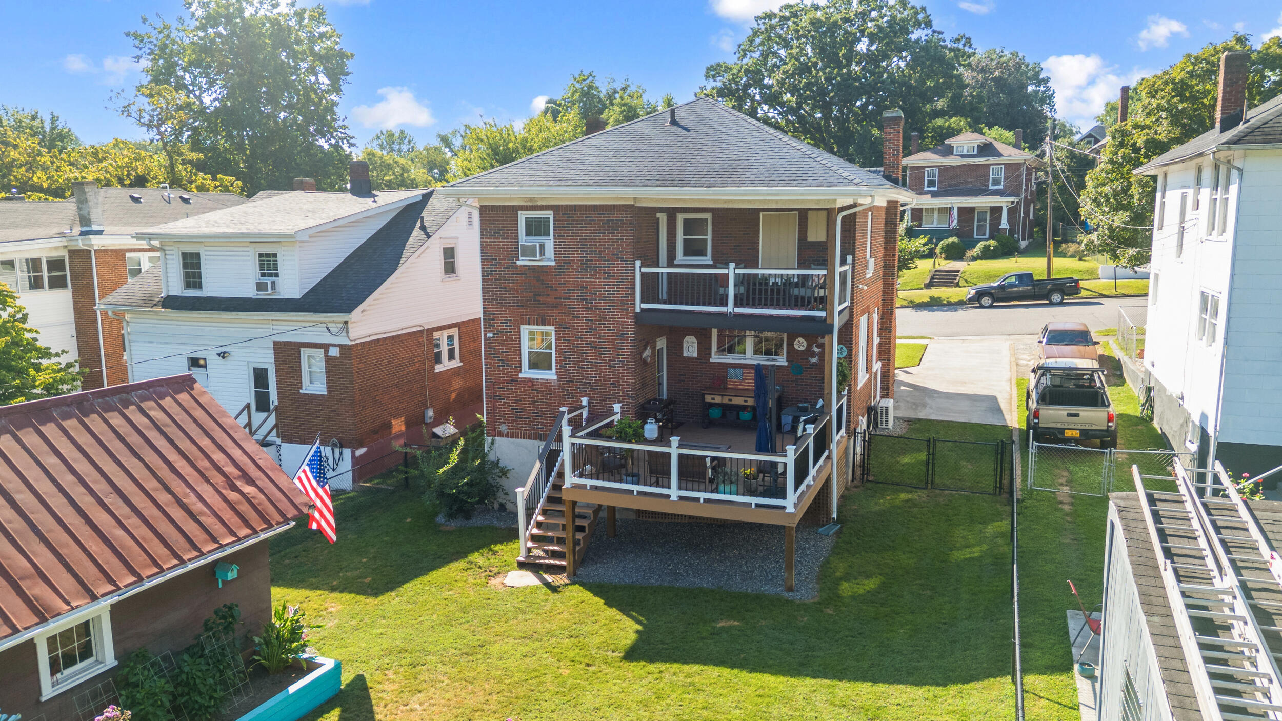 1710 Kenwood BLVD SE