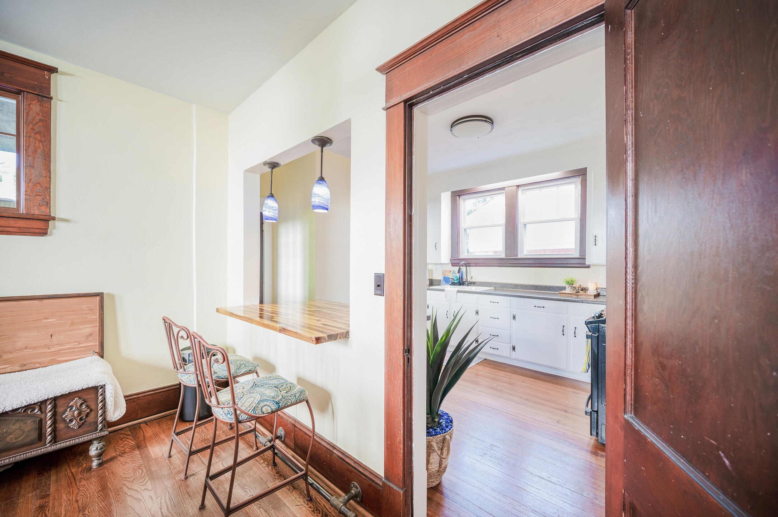 1710 Kenwood BLVD SE