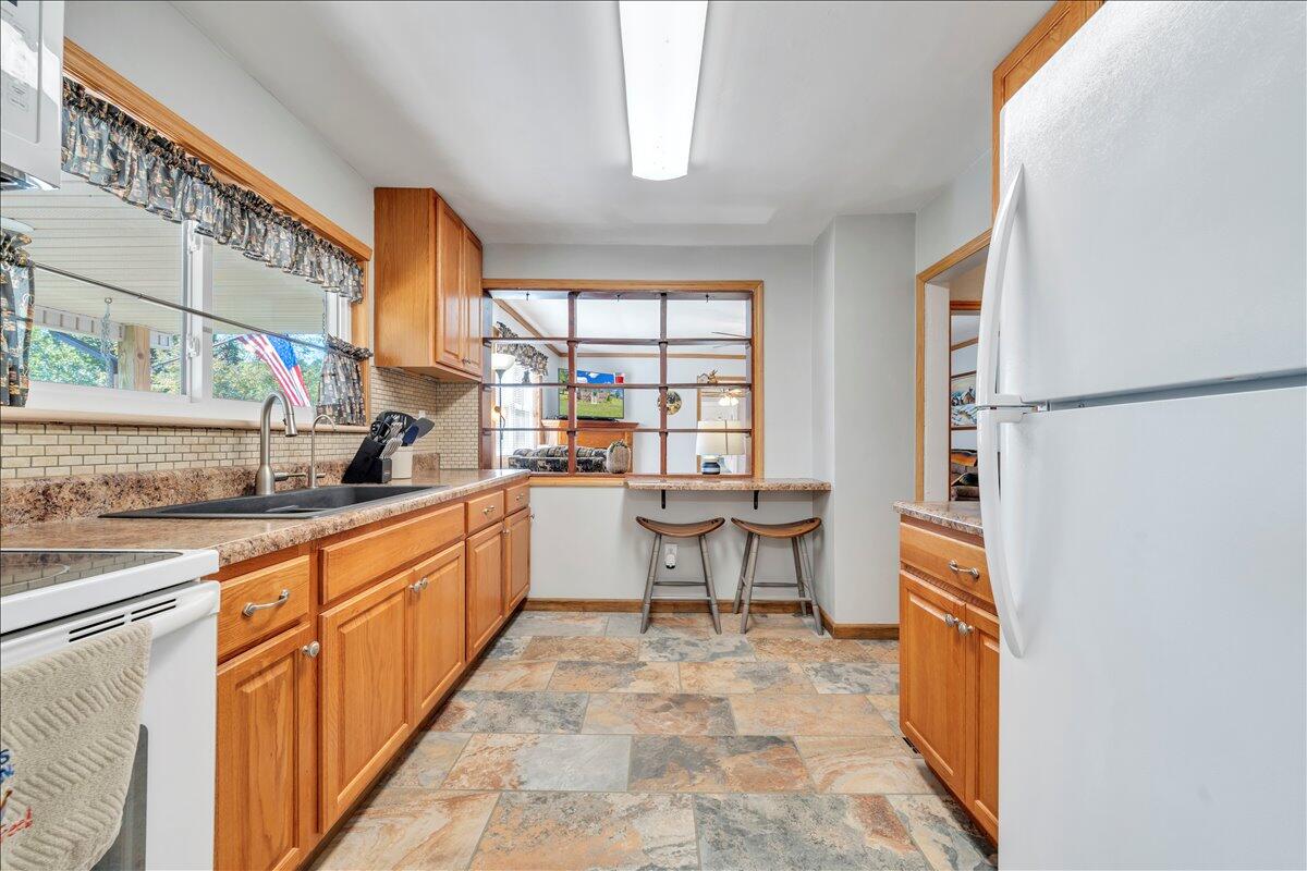 1434 Prease RD