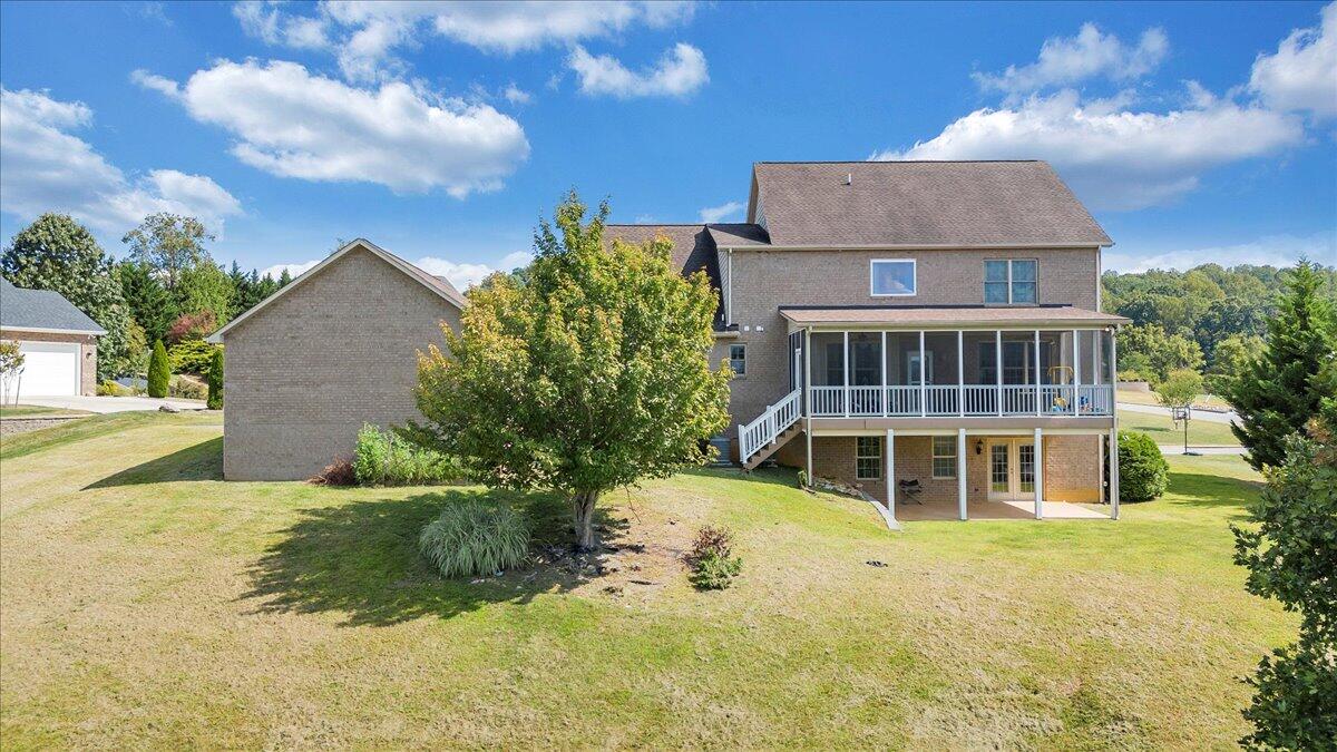 31 Fairway CT