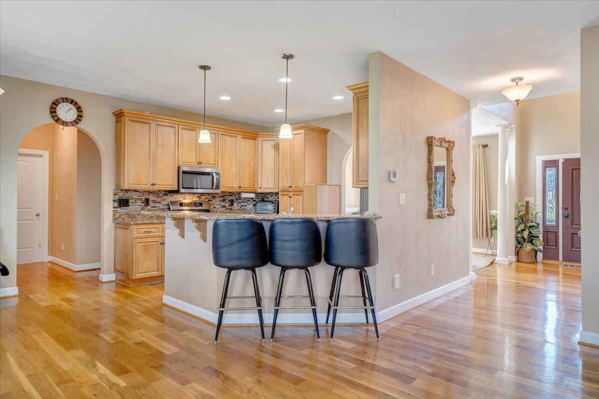 31 Fairway CT