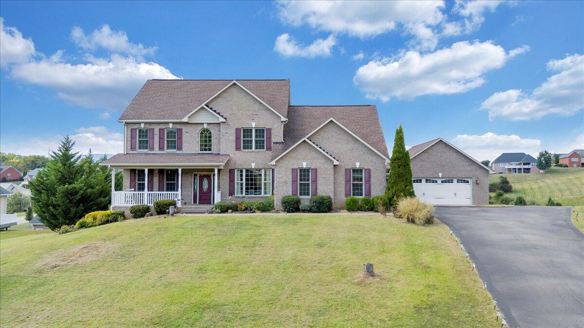 31 Fairway CT