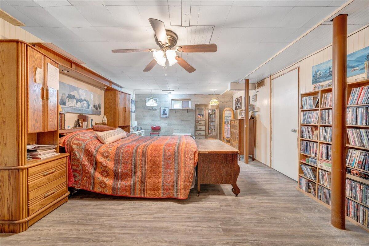 1047 Laymantown RD