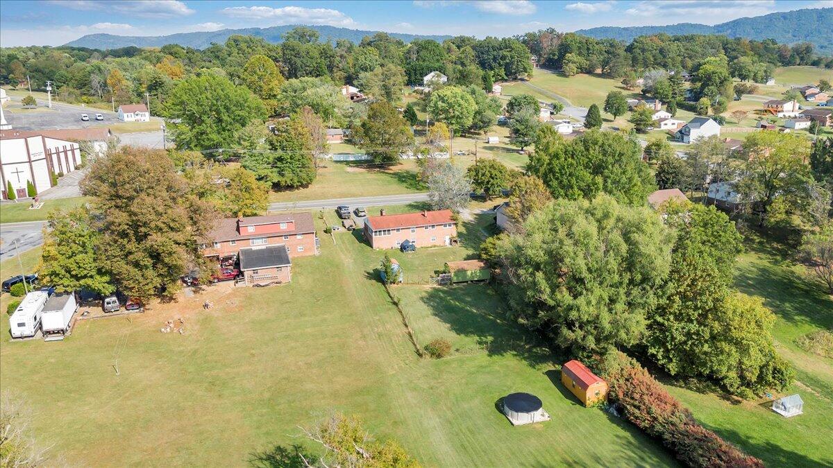 1047 Laymantown RD