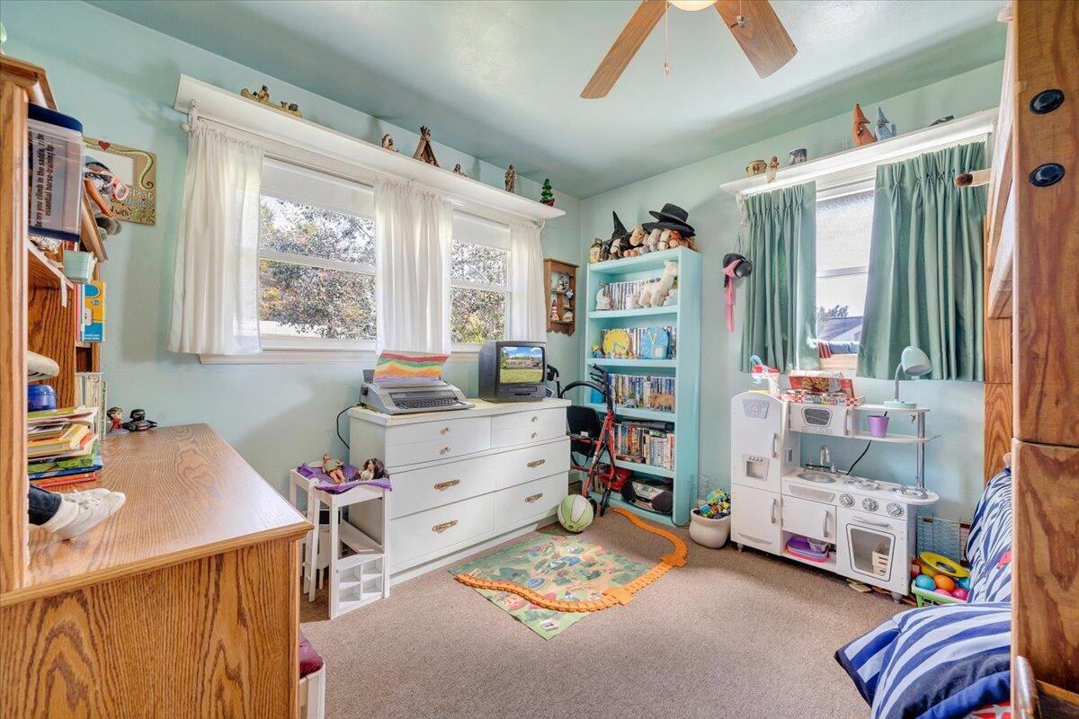 1047 Laymantown RD