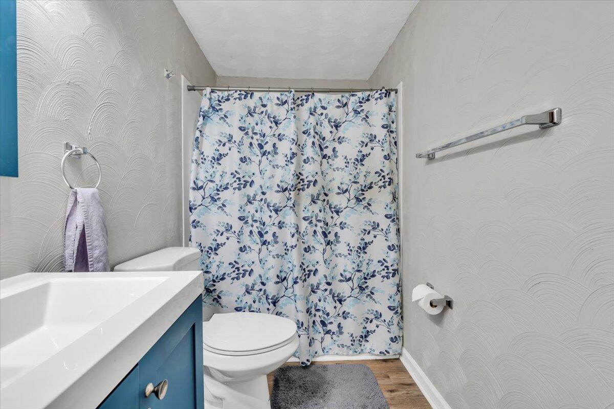 2633 Springhill DR NW