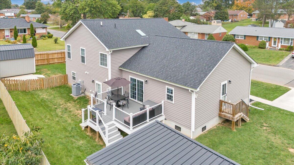 4018 Hazelridge RD NW