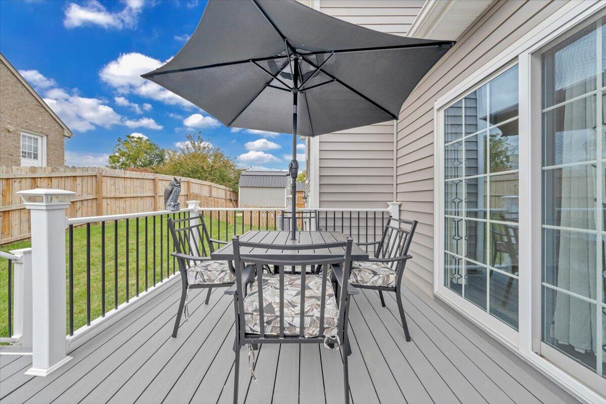 4018 Hazelridge RD NW