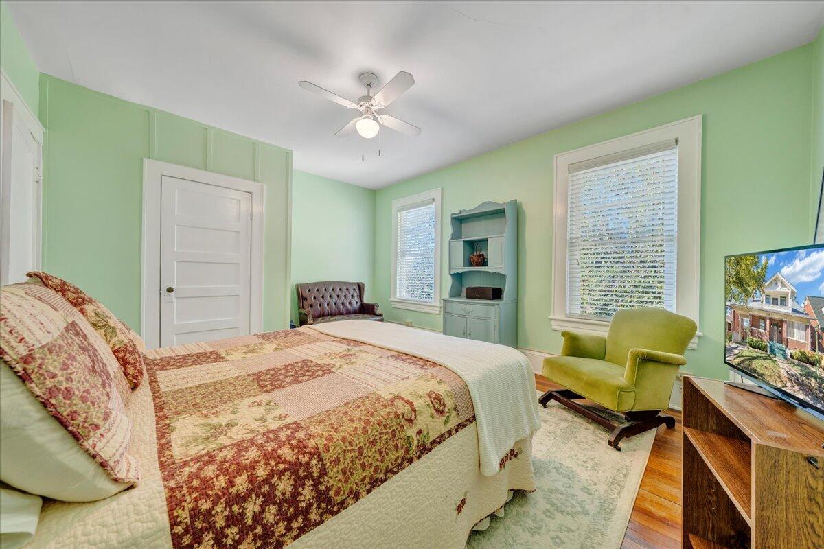 1515 Westover AVE SW