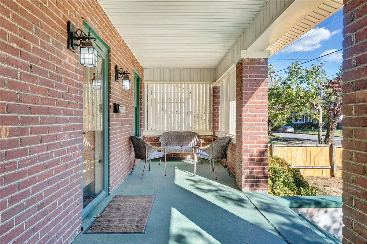 1515 Westover AVE SW