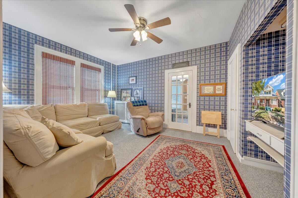 1515 Westover AVE SW