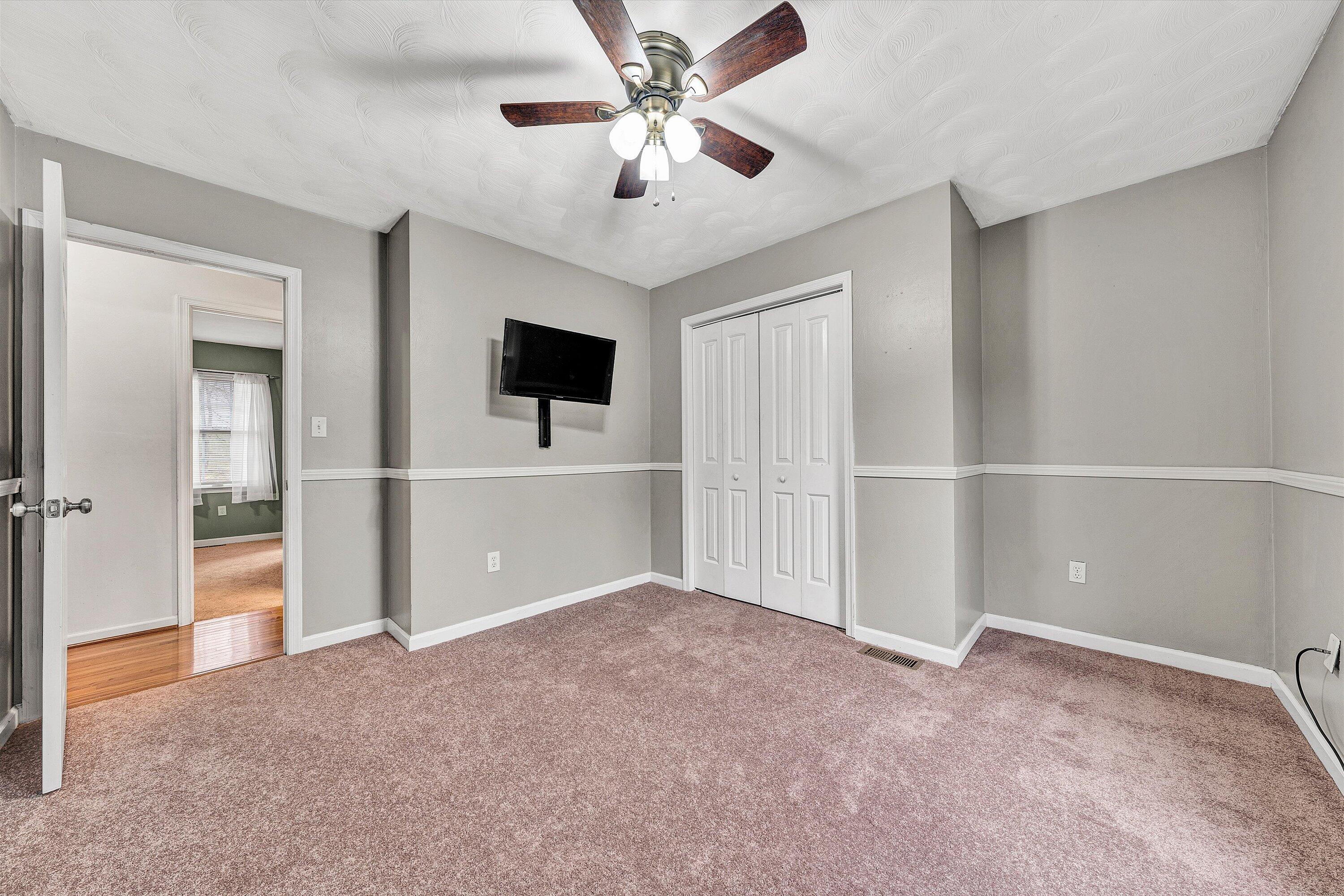 826 Coyner Springs RD