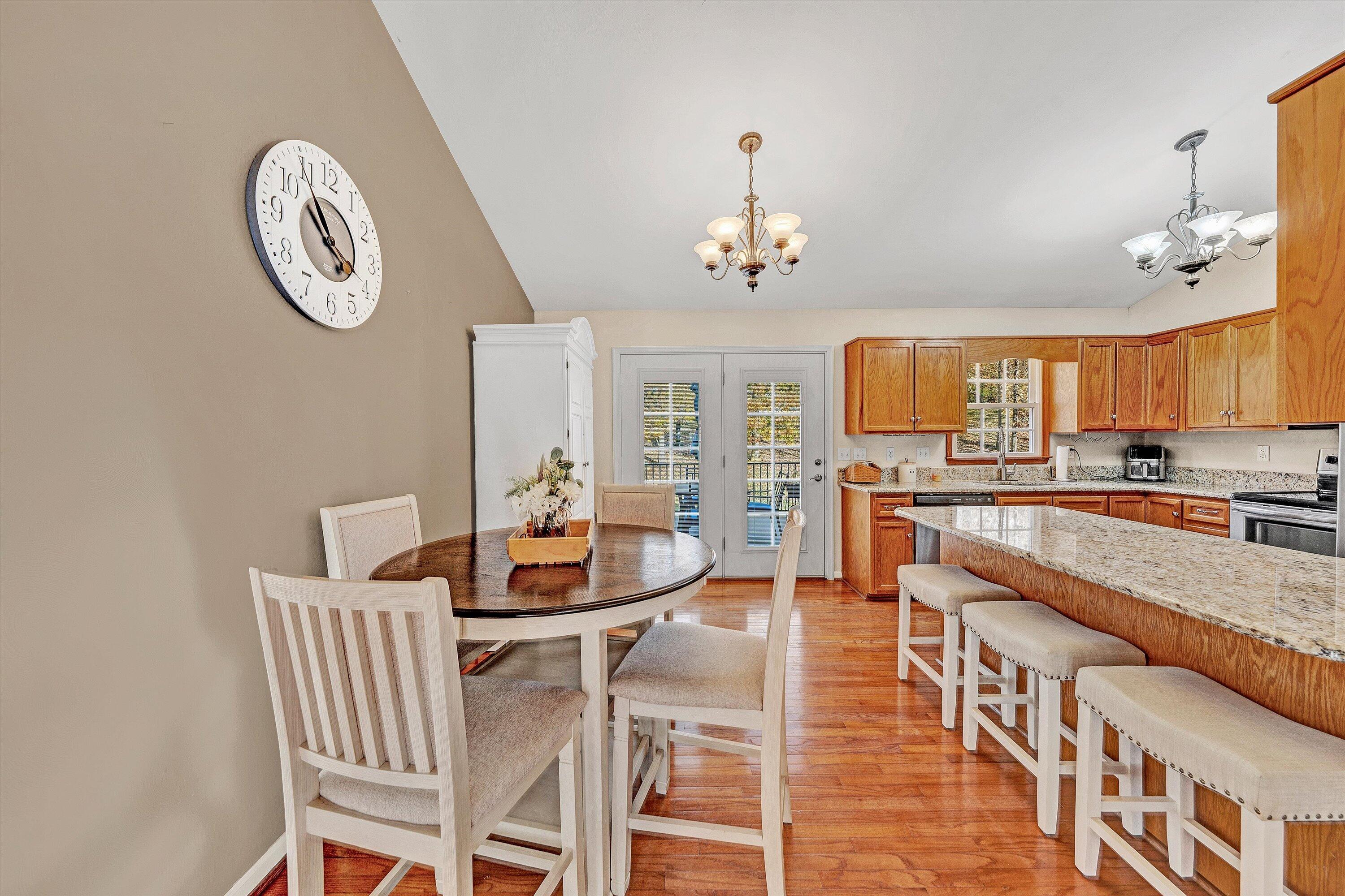 826 Coyner Springs RD