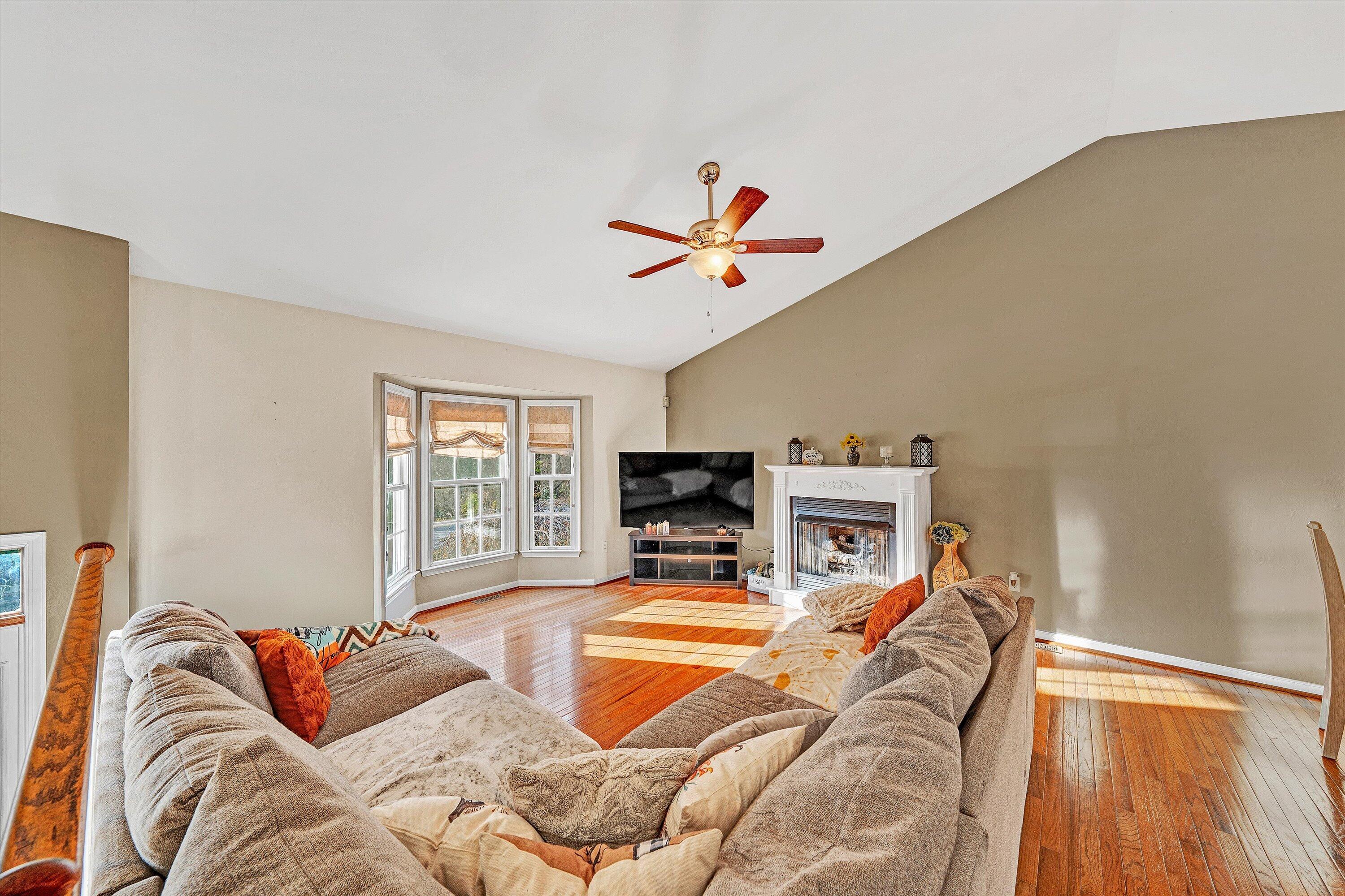 826 Coyner Springs RD