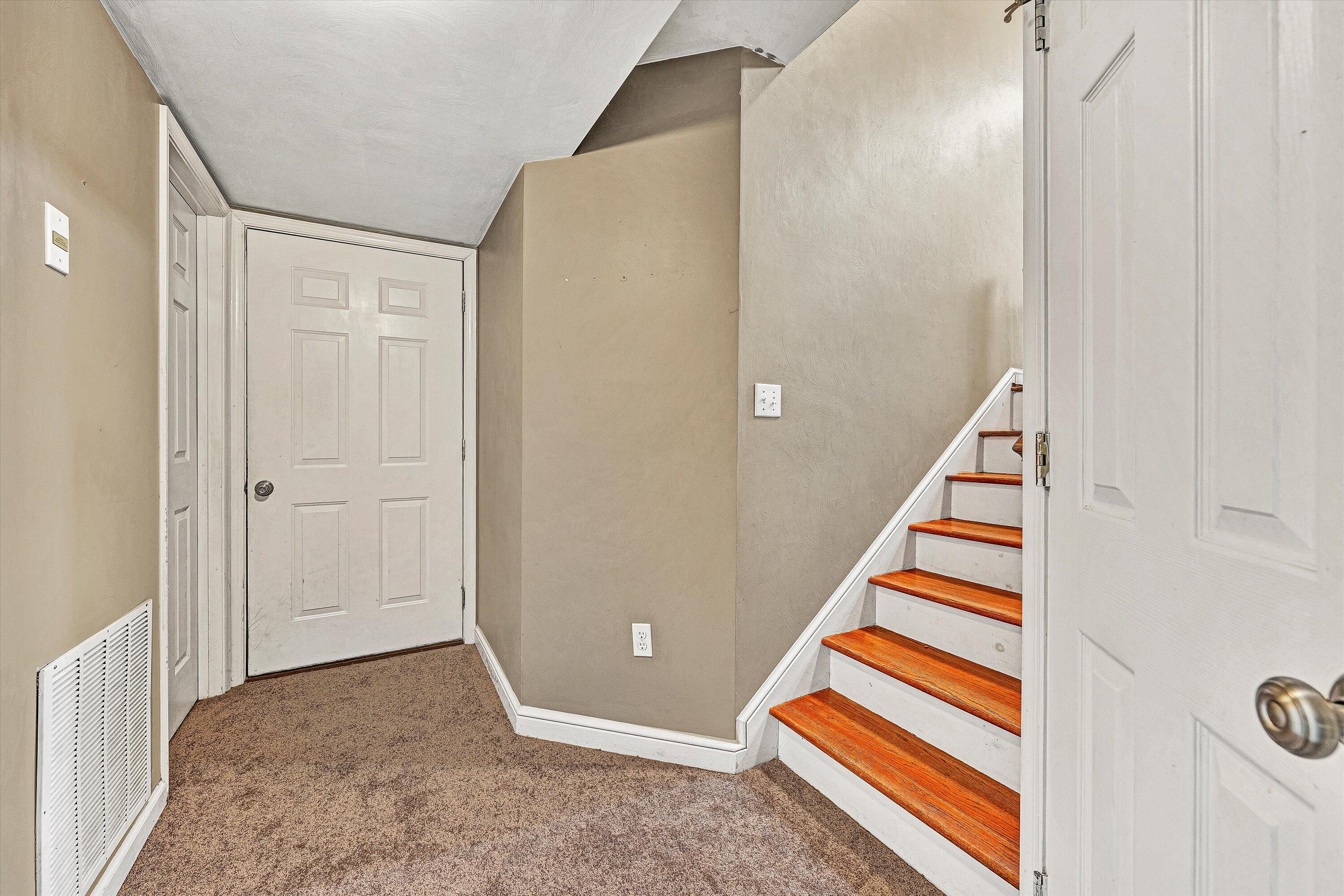 826 Coyner Springs RD