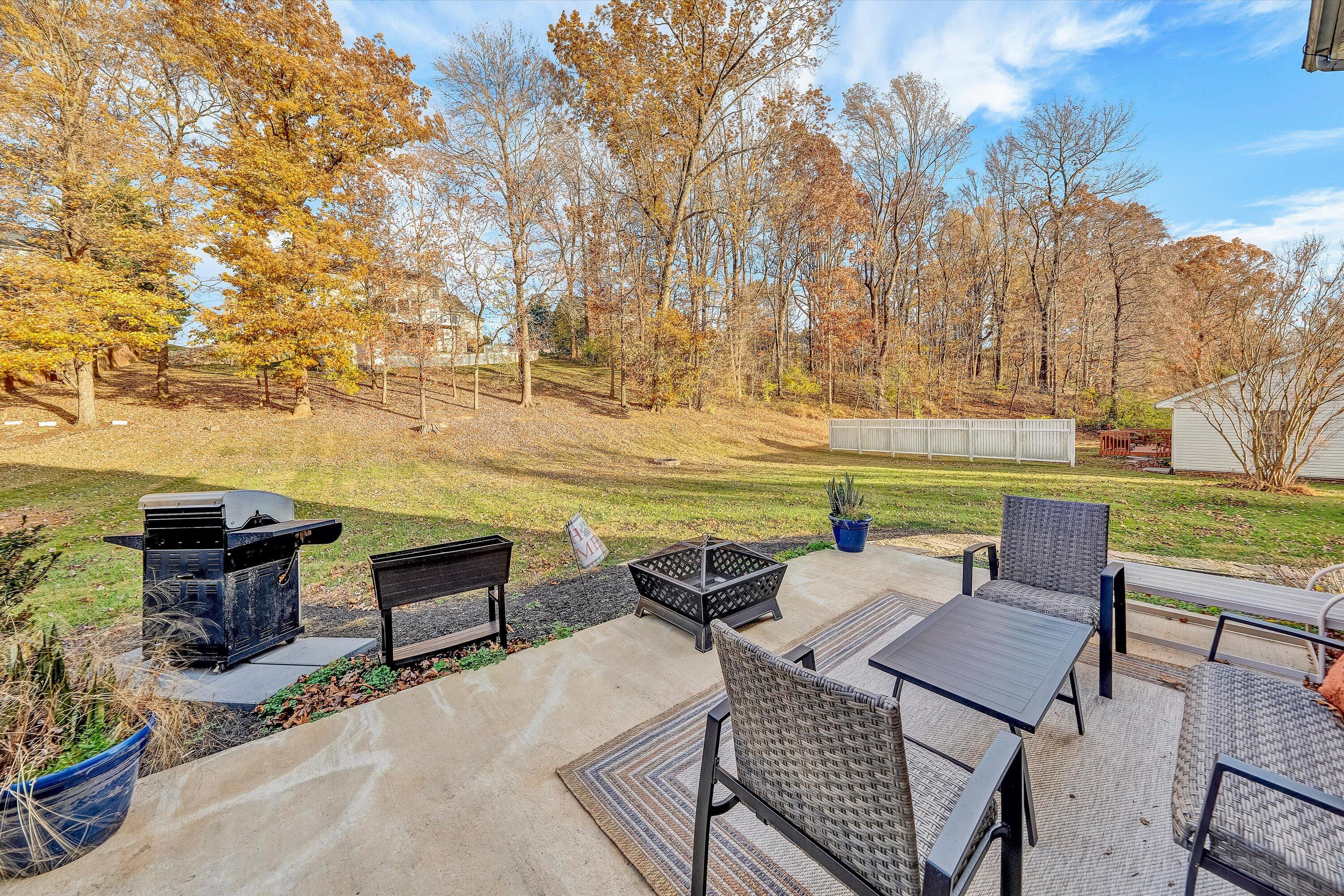 826 Coyner Springs RD